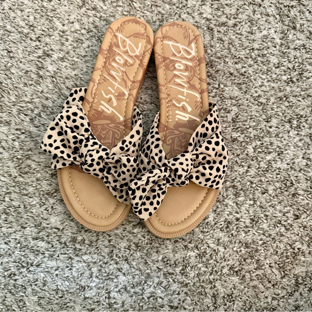 Blowfish Women's Leopard Print Sandals